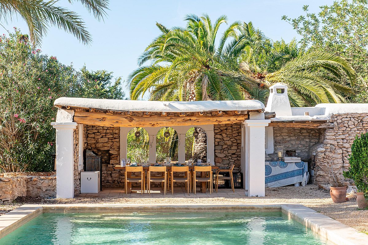 Ein bezauberndes, authentisches Landhaus, das zwischen Santa Gertrudis und Ibiza auf dem Land liegt - 12