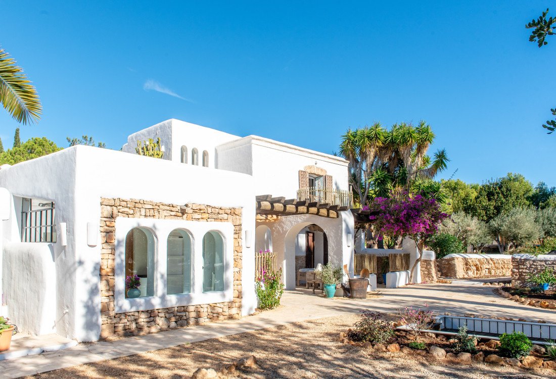 Enchanting finca nestled in the countryside between Santa Gertrudis and Ibiza - 6