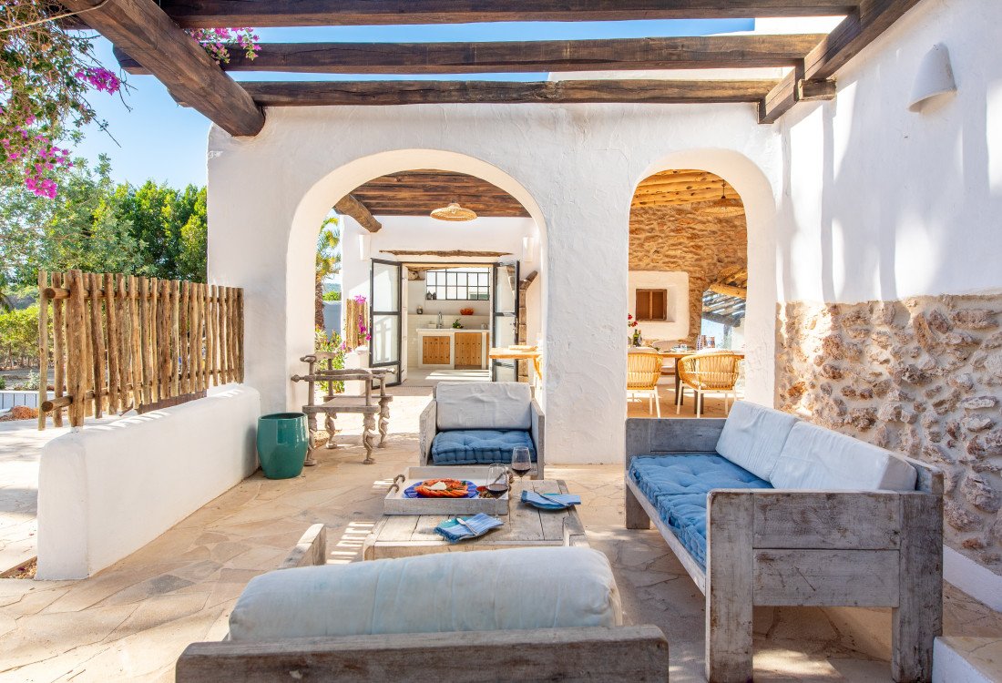 Enchanting finca nestled in the countryside between Santa Gertrudis and Ibiza - 25