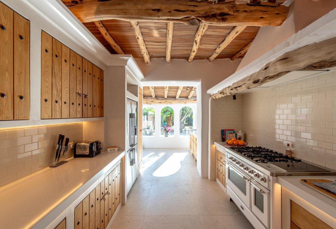 Enchanting finca nestled in the countryside between Santa Gertrudis and Ibiza - 36