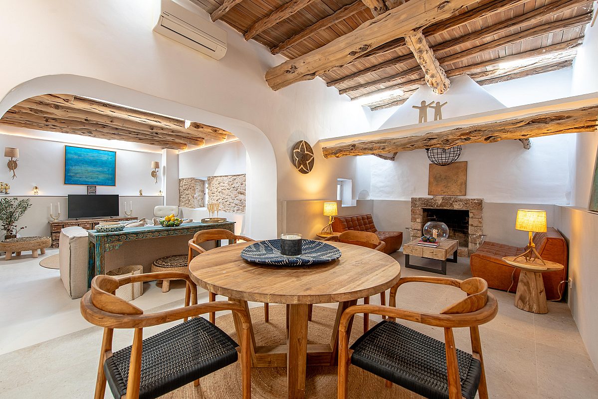 Ein bezauberndes, authentisches Landhaus, das zwischen Santa Gertrudis und Ibiza auf dem Land liegt - 3