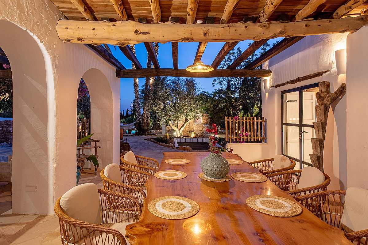 Ein bezauberndes, authentisches Landhaus, das zwischen Santa Gertrudis und Ibiza auf dem Land liegt - 24