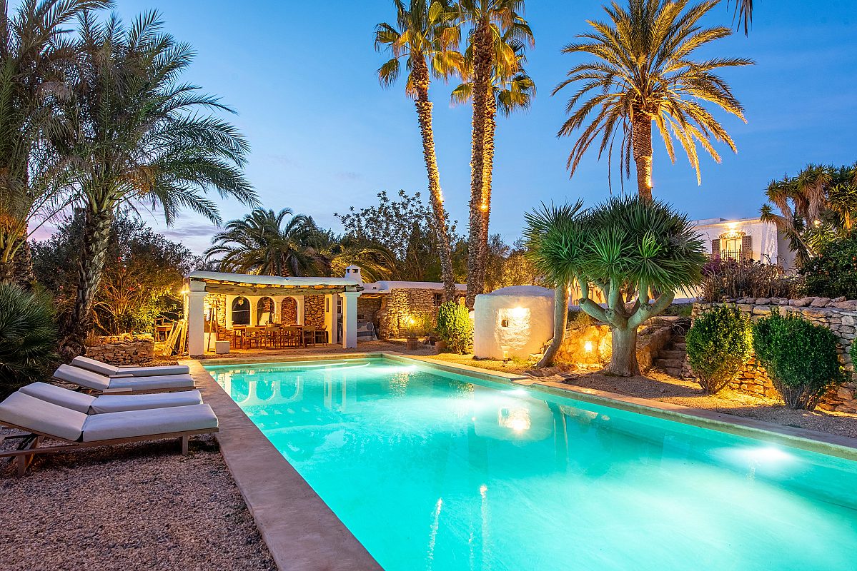 Ein bezauberndes, authentisches Landhaus, das zwischen Santa Gertrudis und Ibiza auf dem Land liegt - 10