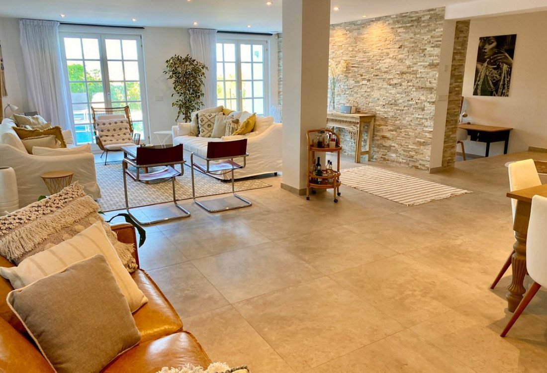 Elegant Mediterranean Villa recently refurbished  - 26