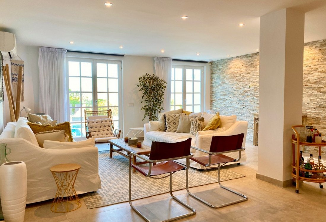 Elegant Mediterranean Villa recently refurbished  - 27
