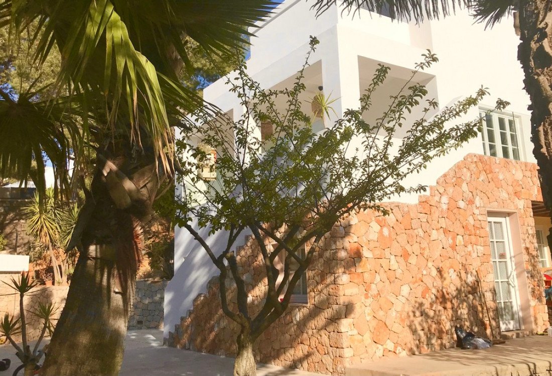 Elegant Mediterranean Villa recently refurbished  - 13