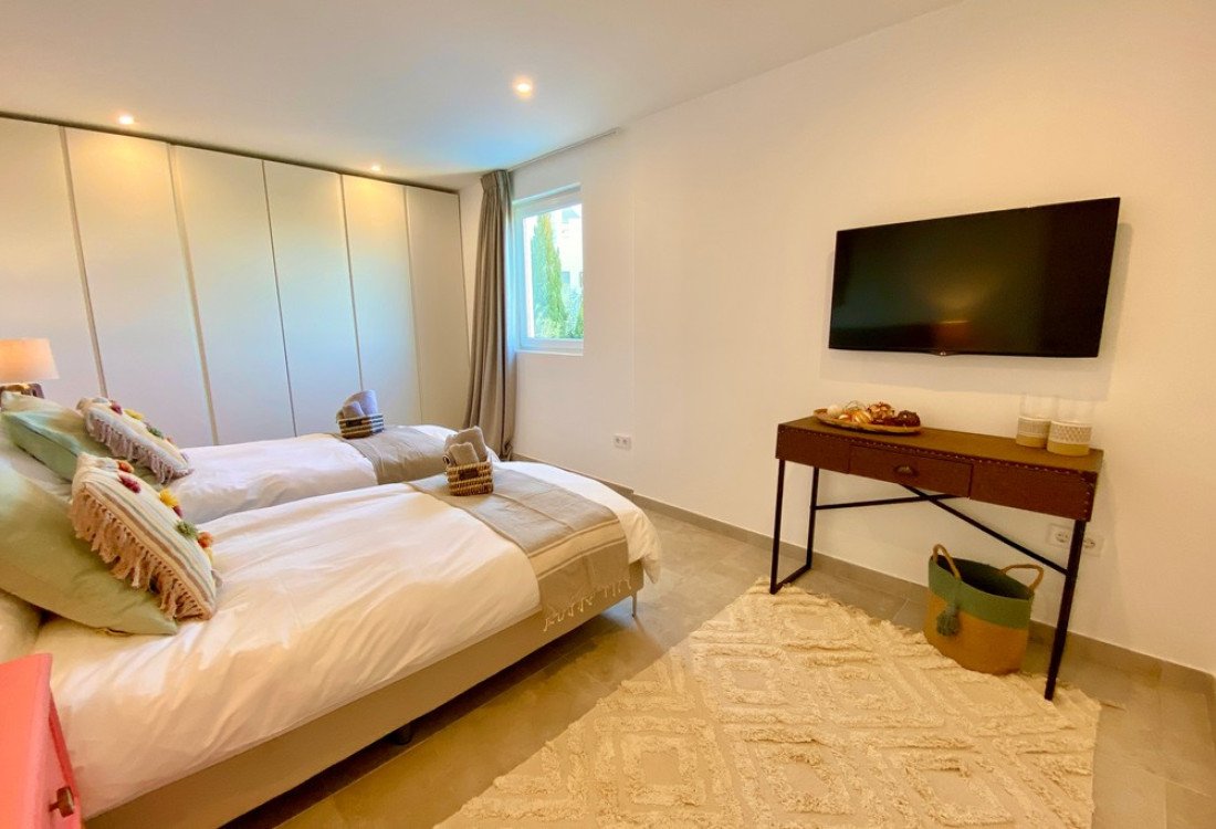 Elegant Mediterranean Villa recently refurbished  - 45