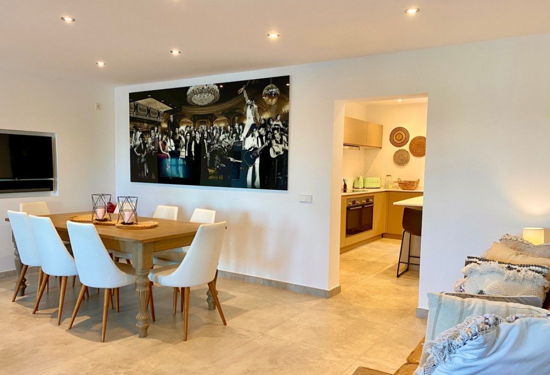 Elegant Mediterranean Villa recently refurbished  - 28
