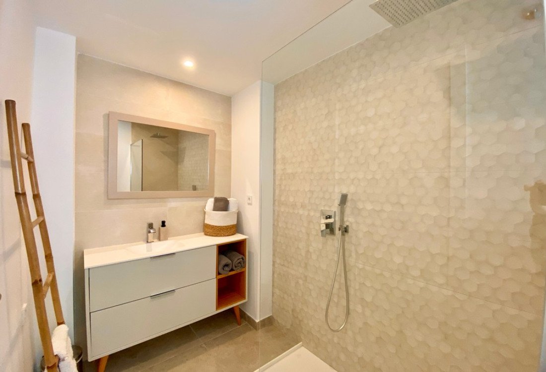 Elegant Mediterranean Villa recently refurbished  - 46