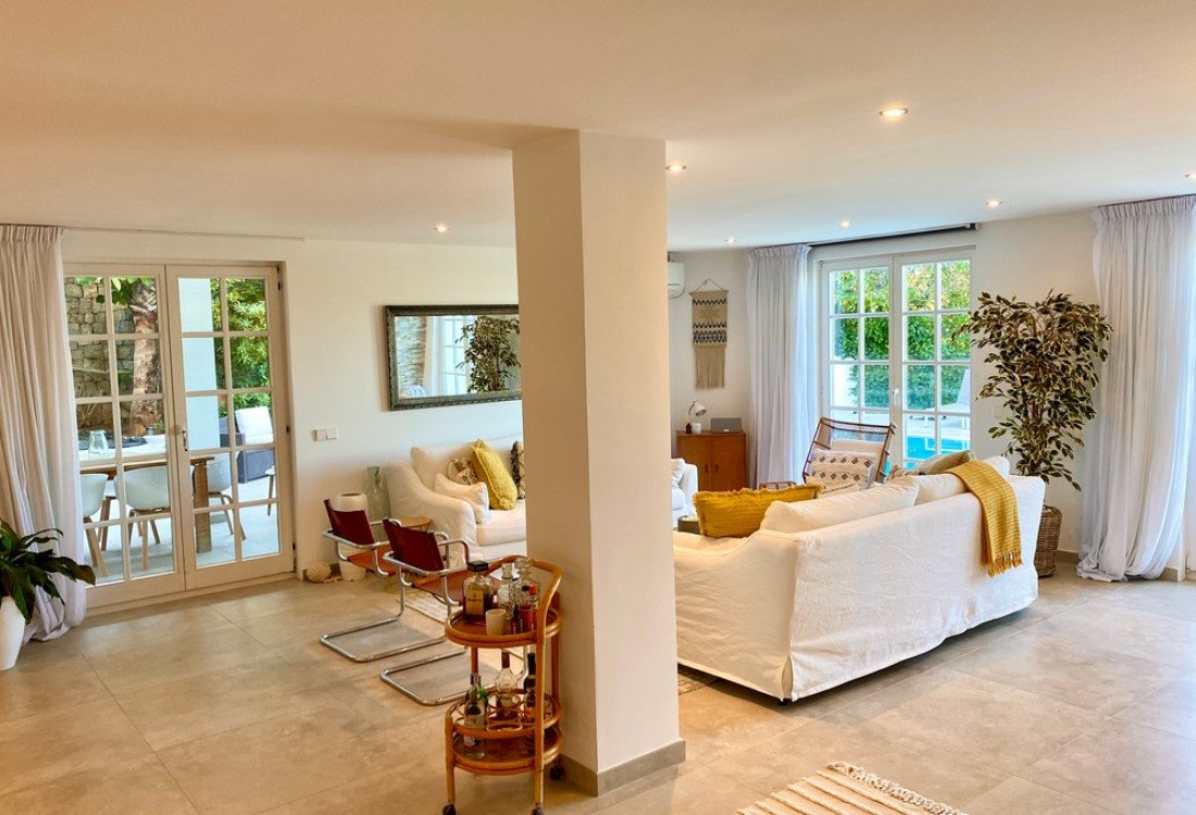 Elegant Mediterranean Villa recently refurbished  - 29