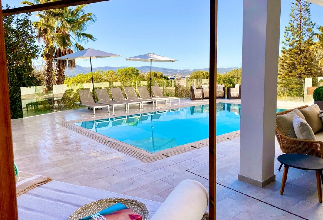 Elegant Mediterranean Villa recently refurbished  - 11