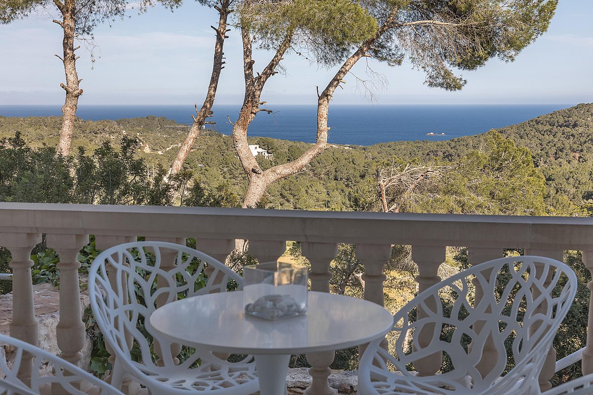 Una hermosa mansión en una zona muy deseable, con vistas al mar y al casco antiguo de Ibiza. - 22