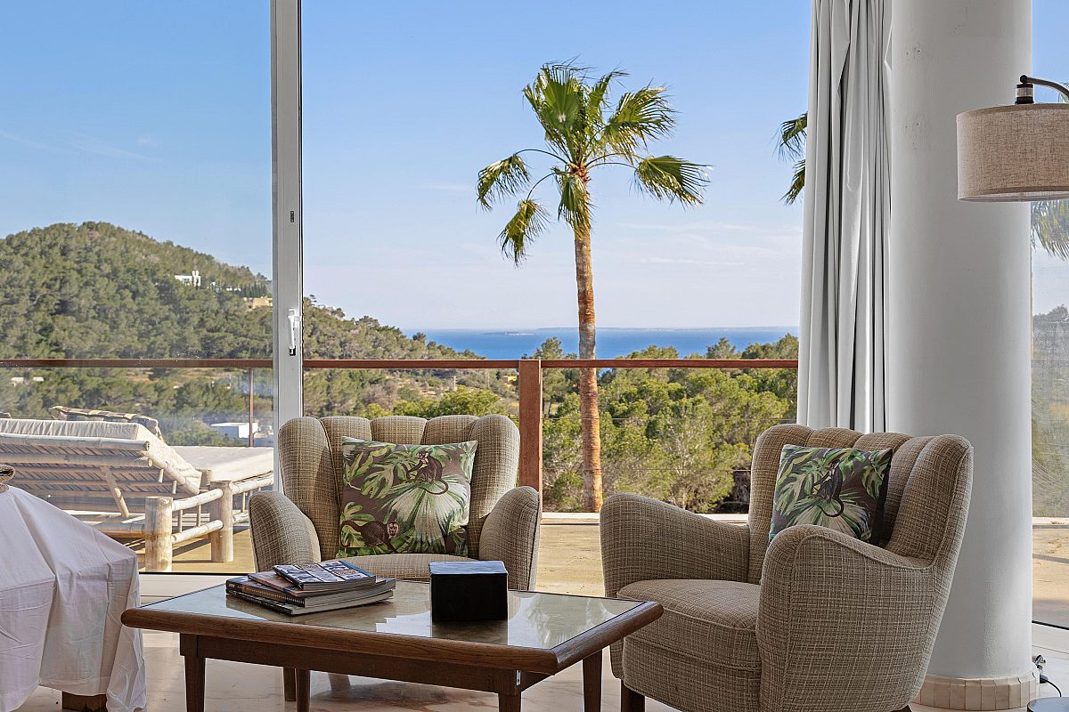 Una hermosa mansión en una zona muy deseable, con vistas al mar y al casco antiguo de Ibiza. - 17