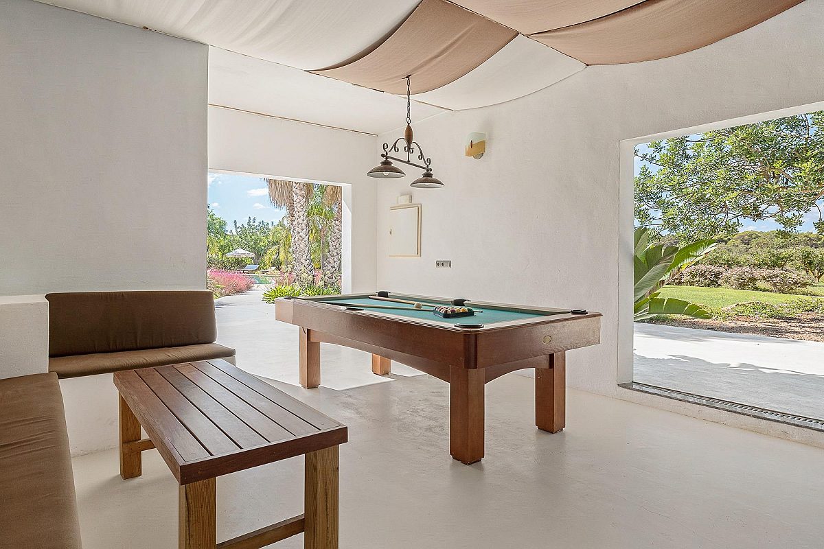 Traditional country Finca in a very convenient location a short distance from Santa Eulalia  - 23