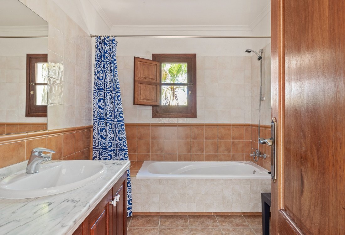 Traditionelle Finca auf dem Lande in sehr guten Lage, nicht weit von Santa Eulalia entfernt  - 43