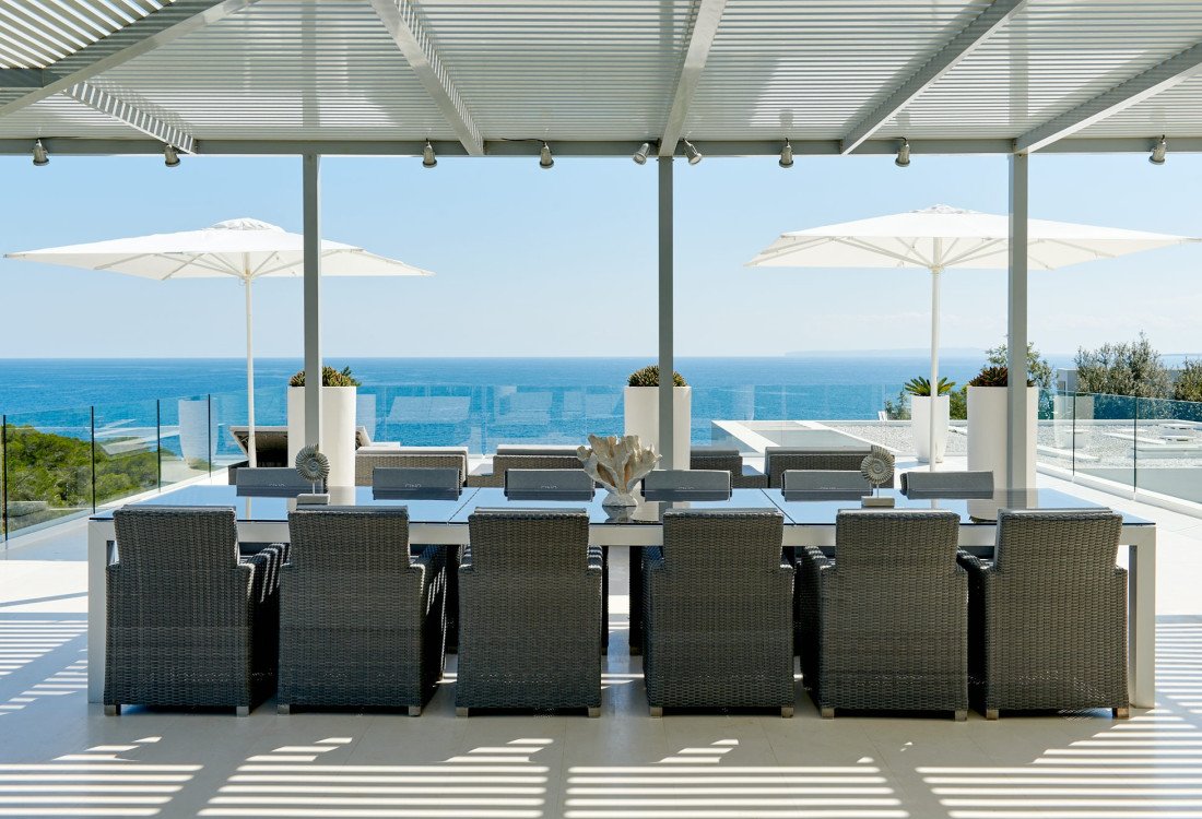 Purer Luxus in erster Meereslinie mit Panoramablick auf das Meer, in einer sehr begehrten Lage - 2