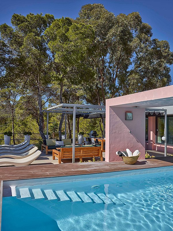 Moderna villa con impresionantes vistas en una zona tranquila y muy privada, enclavada entre Cala Tarida y Cala D'hort - 6