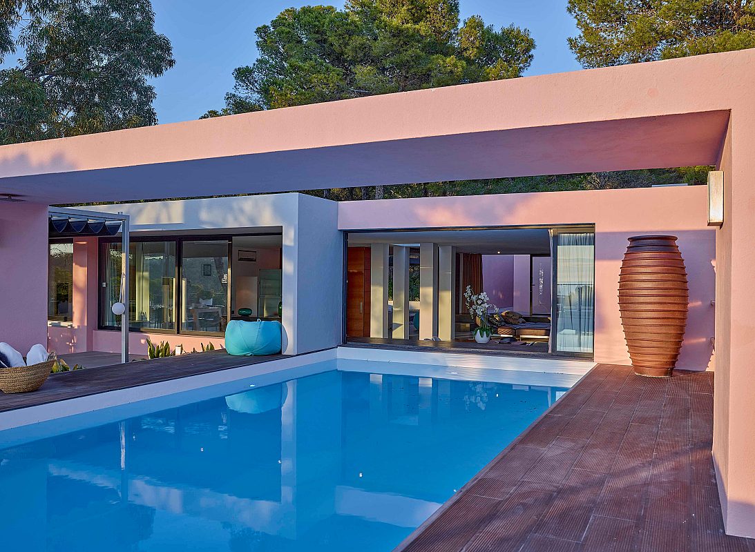 Moderna villa con impresionantes vistas en una zona tranquila y muy privada, enclavada entre Cala Tarida y Cala D'hort - 5