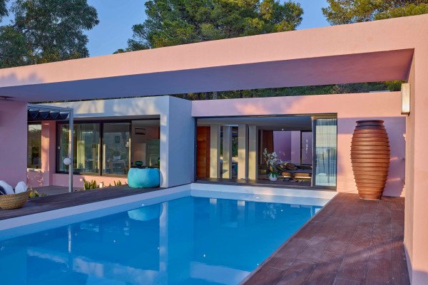 Moderna villa con impresionantes vistas en una zona tranquila y muy privada, enclavada entre Cala Tarida y Cala D'hort - 5