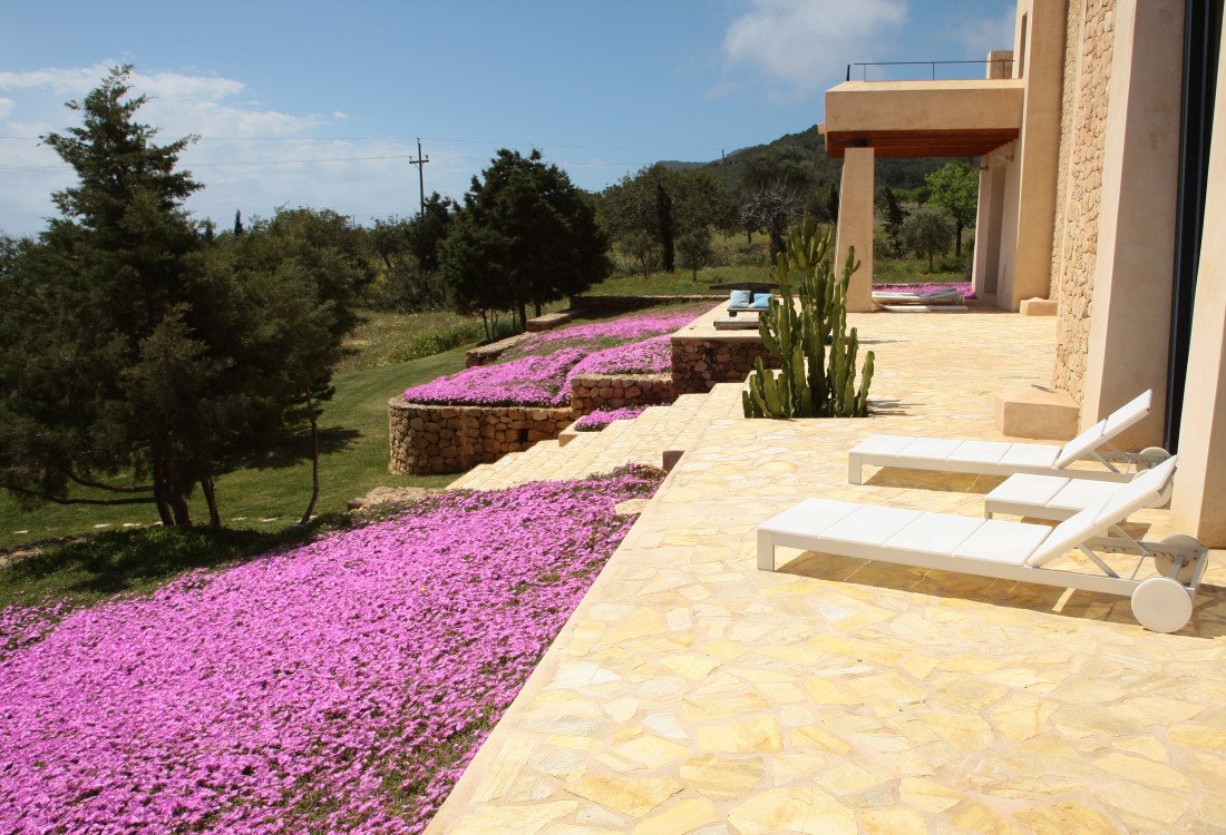 Unique villa within walking distance of Es Cubells - 24
