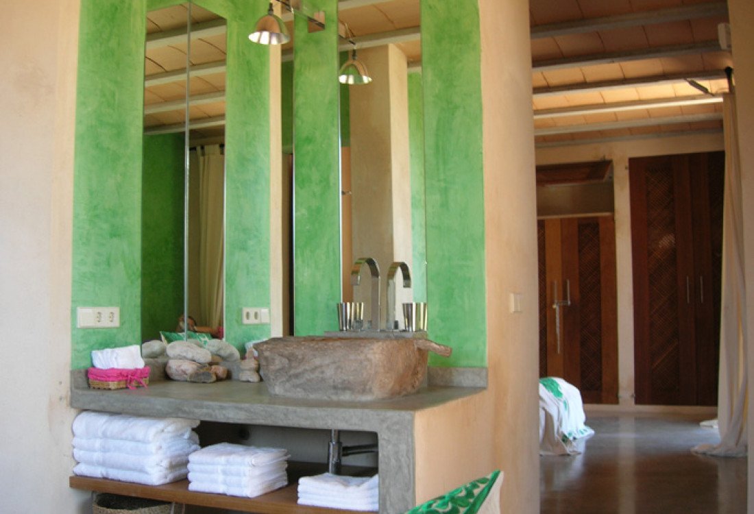 Unique villa within walking distance of Es Cubells - 38