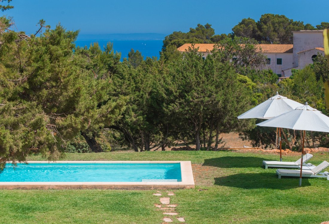 Unique villa within walking distance of Es Cubells - 19