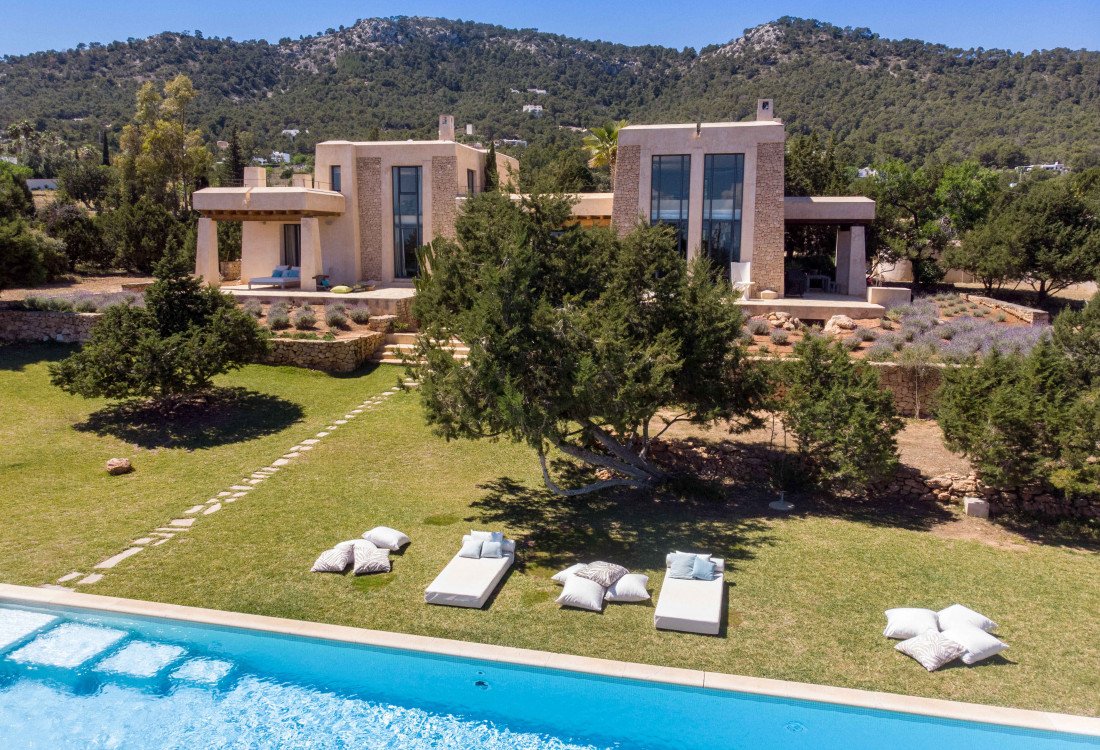 Unique villa within walking distance of Es Cubells - 2