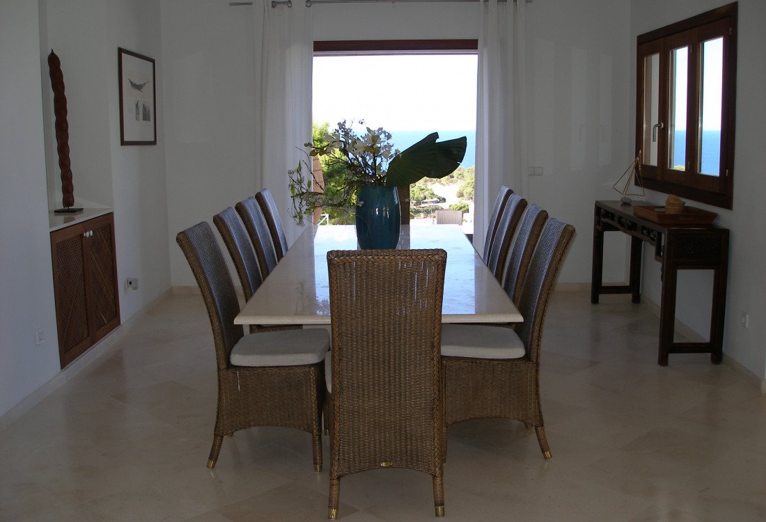 Propiedad única de alto diseño con preciosas vistas al mar - 9