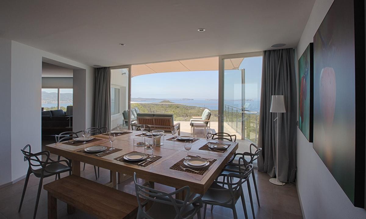Excellent rental villa with stunning views over the west coast - 3