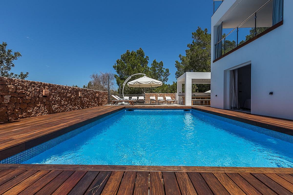 Excelente villa de alquiler con vistas espectaculares de la costa oeste - 2