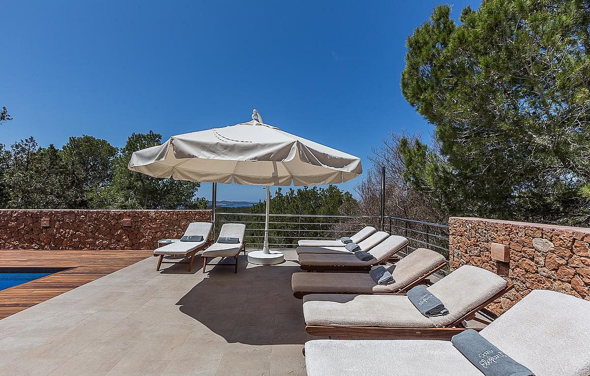 Excelente villa de alquiler con vistas espectaculares de la costa oeste - 9