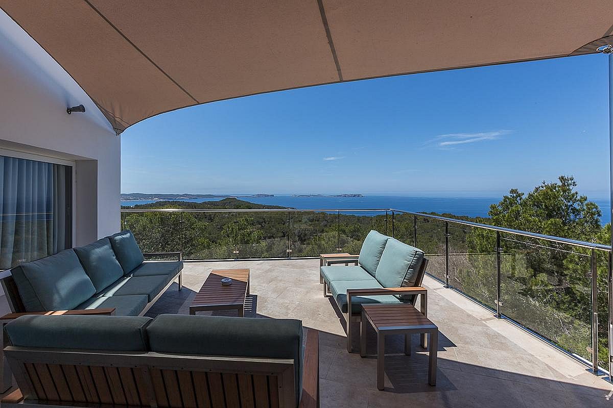 Excelente villa de alquiler con vistas espectaculares de la costa oeste - 1