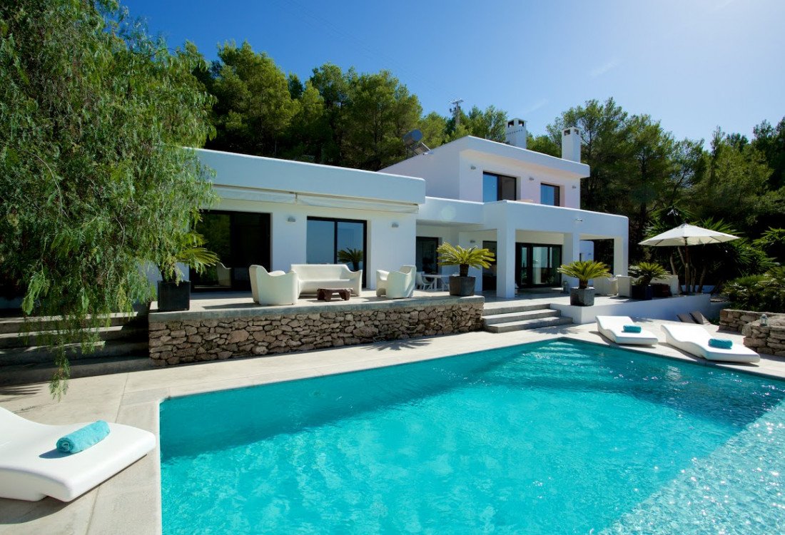Arquitectura contemporanea con maravillosas vistas al mar - 1