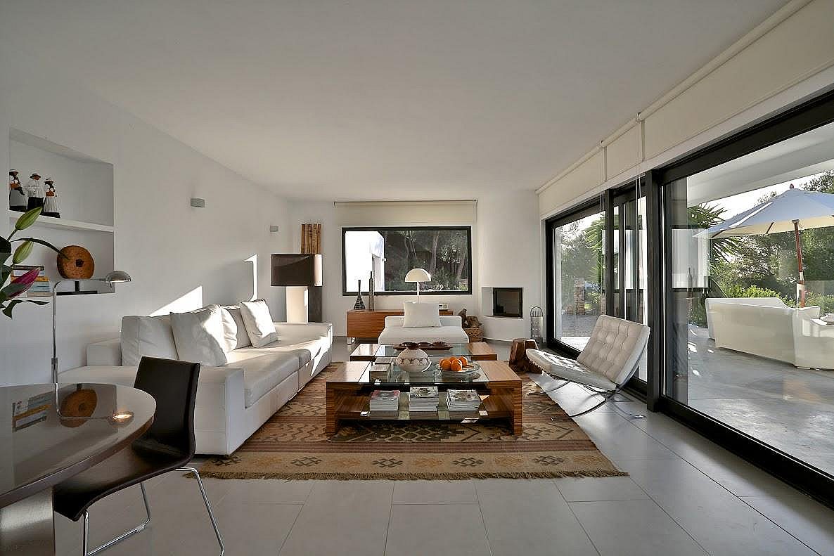 Contemporary villa with amazing sea views - 8