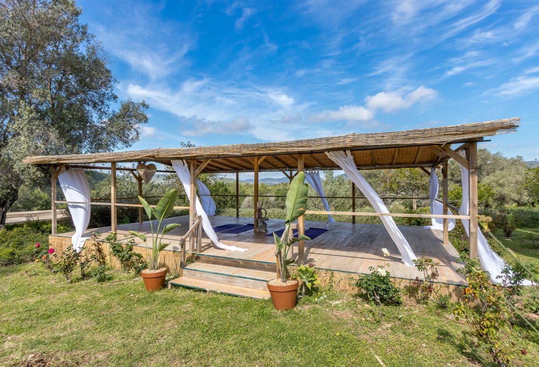 Finca reformada que combina el auténtico encanto ibicenco con lujosas comodidades - 15