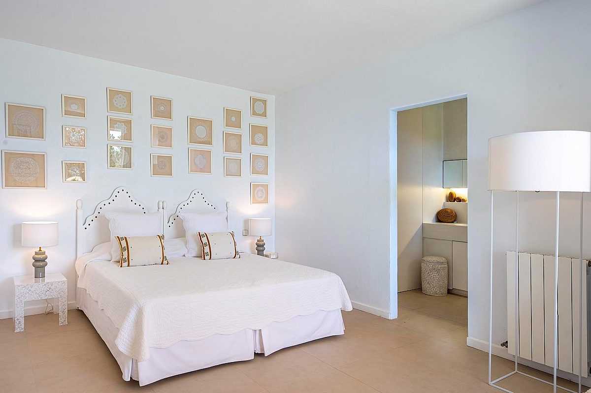 Preciosa villa familiar en una zona muy solicitada, con amplios espacios exteriores y vistas al mar  - 67