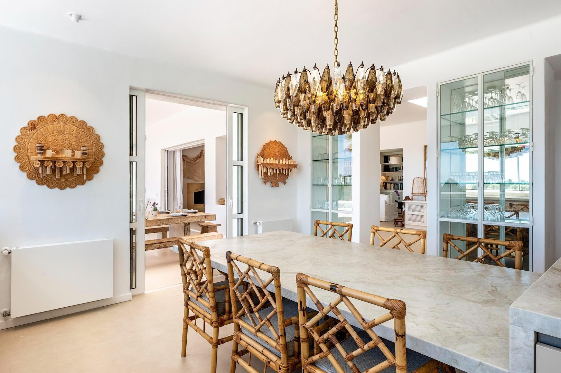 Wunderschöne Familienvilla in sehr begehrter Lage, mit großen Außenbereichen und Meerblick  - 47