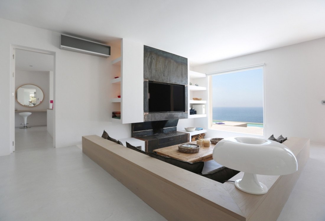 Stylish modern villa with outstanding sea views - 8