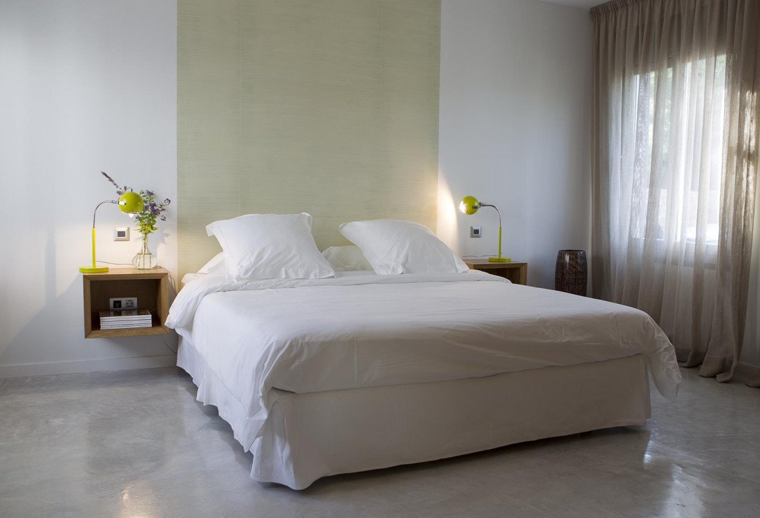 Luxury modern villa in Cala Conta with magnificent sea views - 14