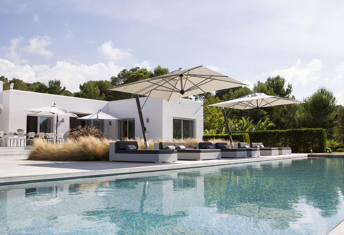 Luxury modern villa in Cala Conta with magnificent sea views - 2