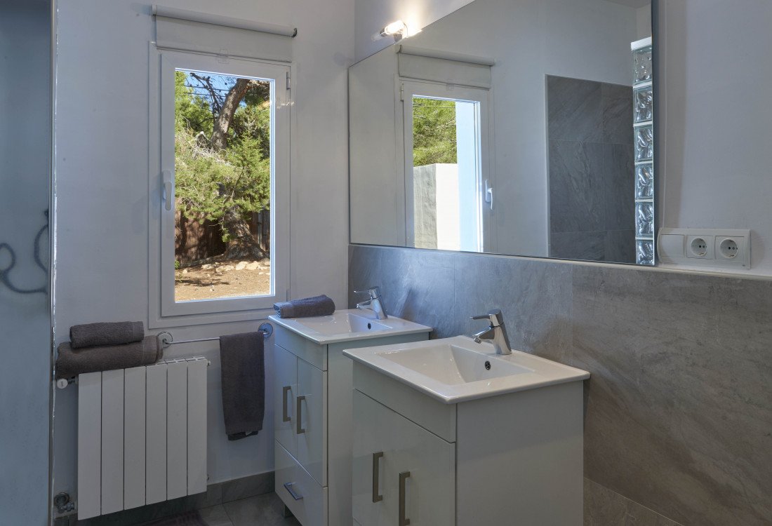 Lovely villa in the middle of the woods close to Cala Jondal - 21