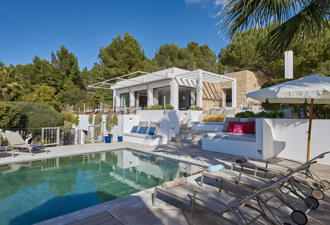 Villa familiar elegante y moderna en el monte con vista panorámica - 6