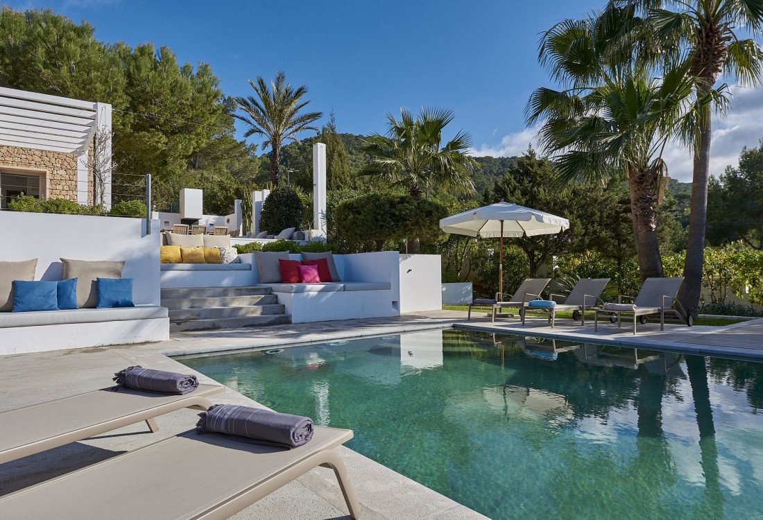 Villa familiar elegante y moderna en el monte con vista panorámica - 8