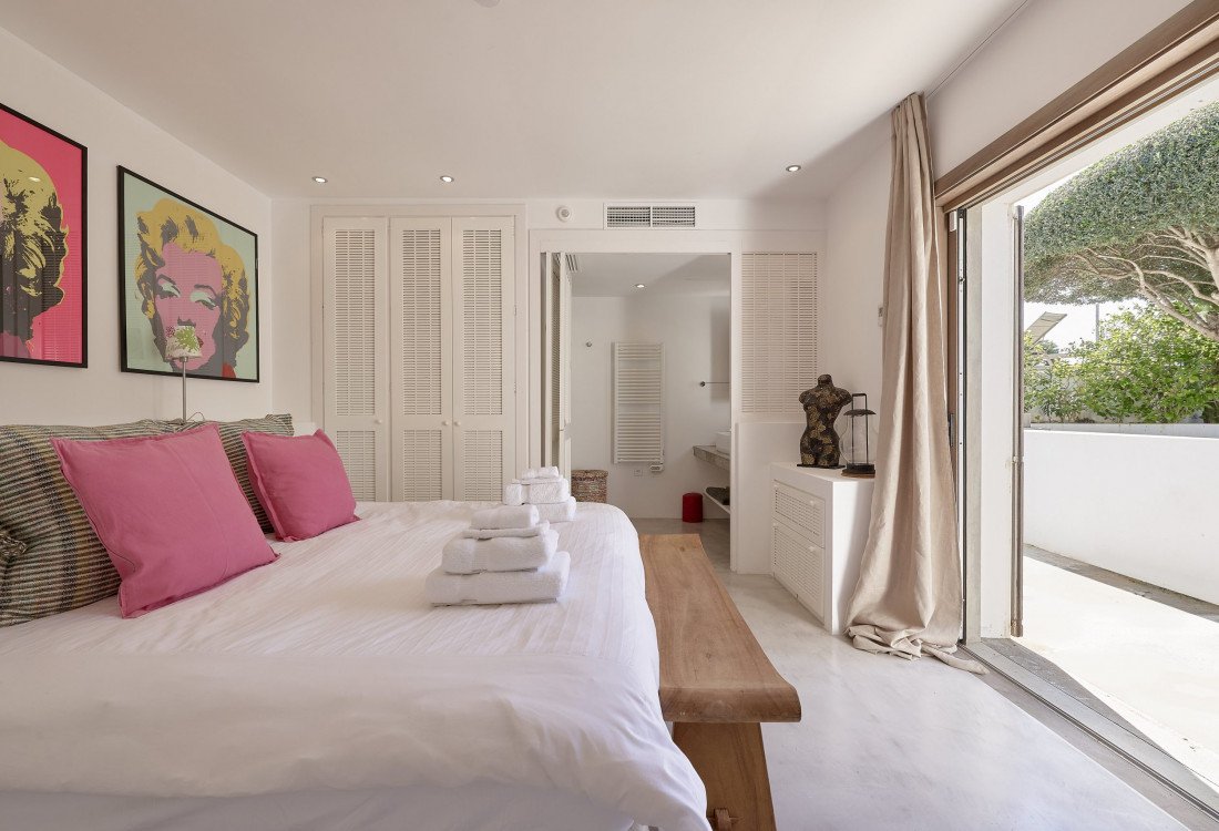 Villa familiar elegante y moderna en el monte con vista panorámica - 29