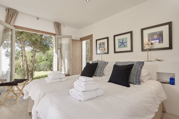 Villa familiar elegante y moderna en el monte con vista panorámica - 5