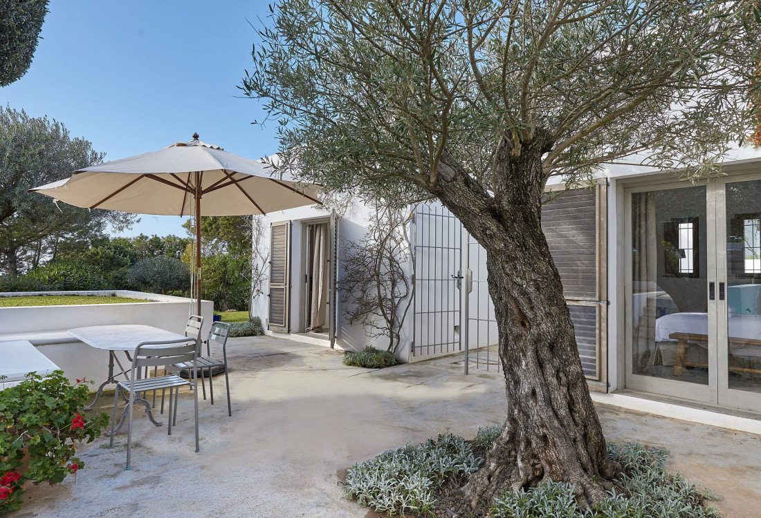 Villa familiar elegante y moderna en el monte con vista panorámica - 41