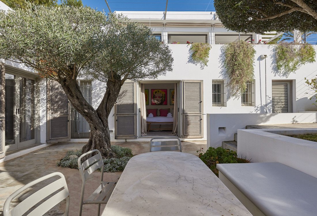Villa familiar elegante y moderna en el monte con vista panorámica - 40