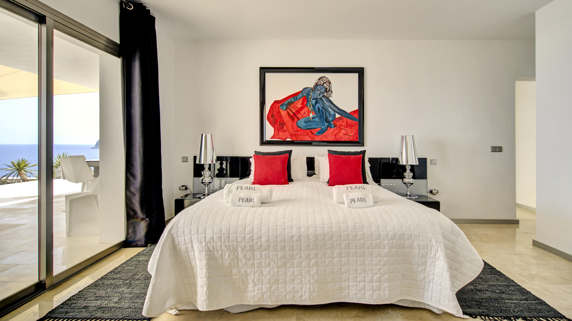 Pure luxury in first sea line with panoramic sea views - 21