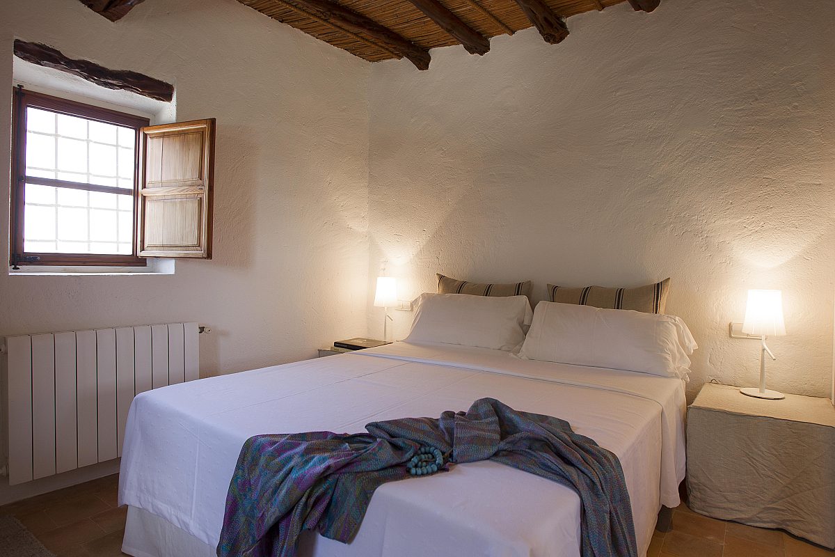 Elegant Ibiza finca in San Jose - 12
