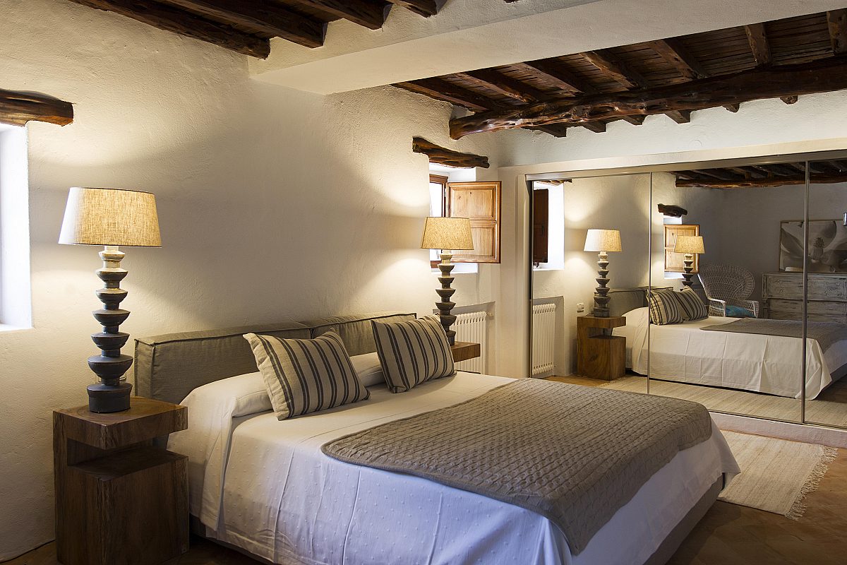 Elegant Ibiza finca in San Jose - 10